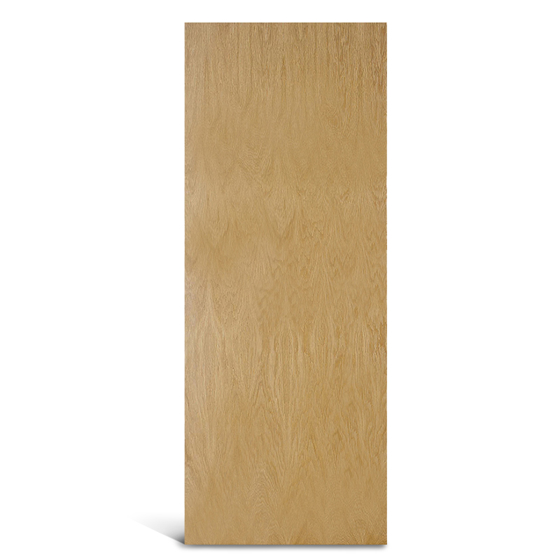 Puerta interior de madera que muestra una rica veta natural y un dise&ntilde;o al ras